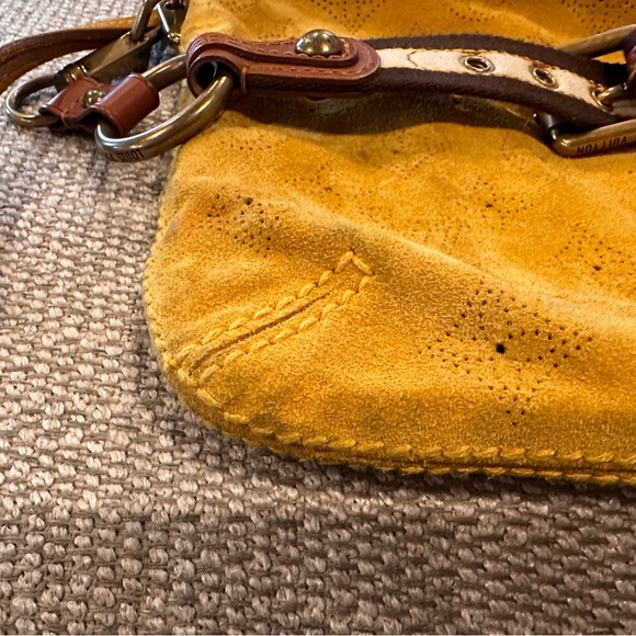 Louis Vuitton Onotah hobo yellow suede bag - Picture 8 of 14
